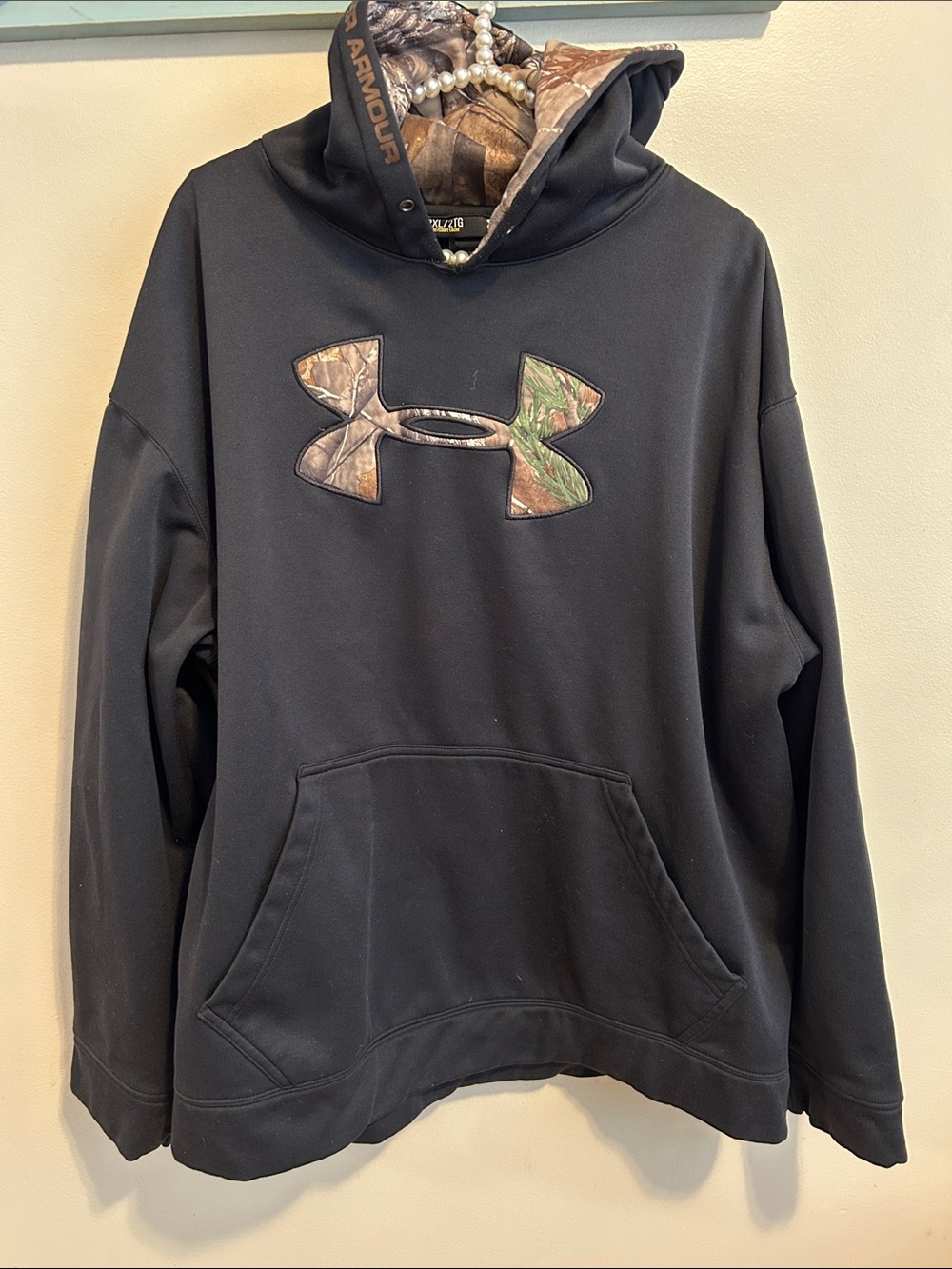 Under Armour Mens 2XL Camo Big Logo Pullover Hoodie Black Fleece Storm No Cord
